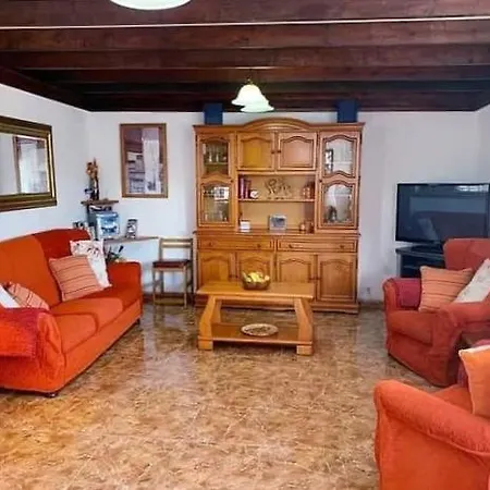 Sleeps 6 Pool Wifi 빌라 *