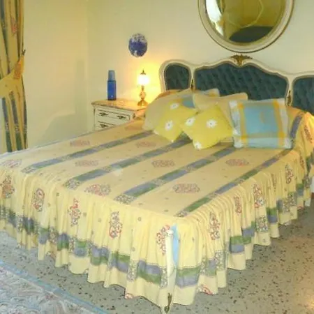 빌라 Sleeps 6 Pool Wifi